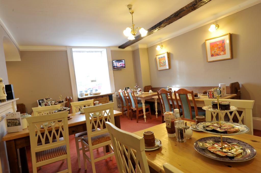 The Witney Guest House ภายนอก รูปภาพ