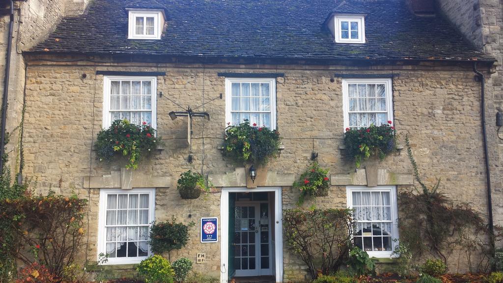 The Witney Guest House ภายนอก รูปภาพ
